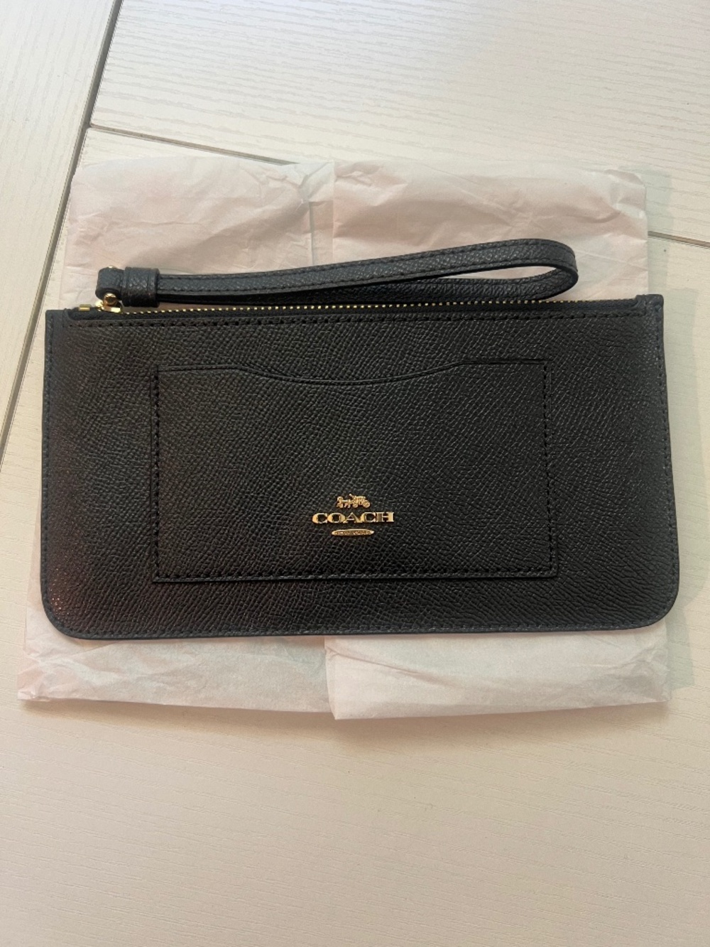 Coach Wristlet - Picture 3 of 8